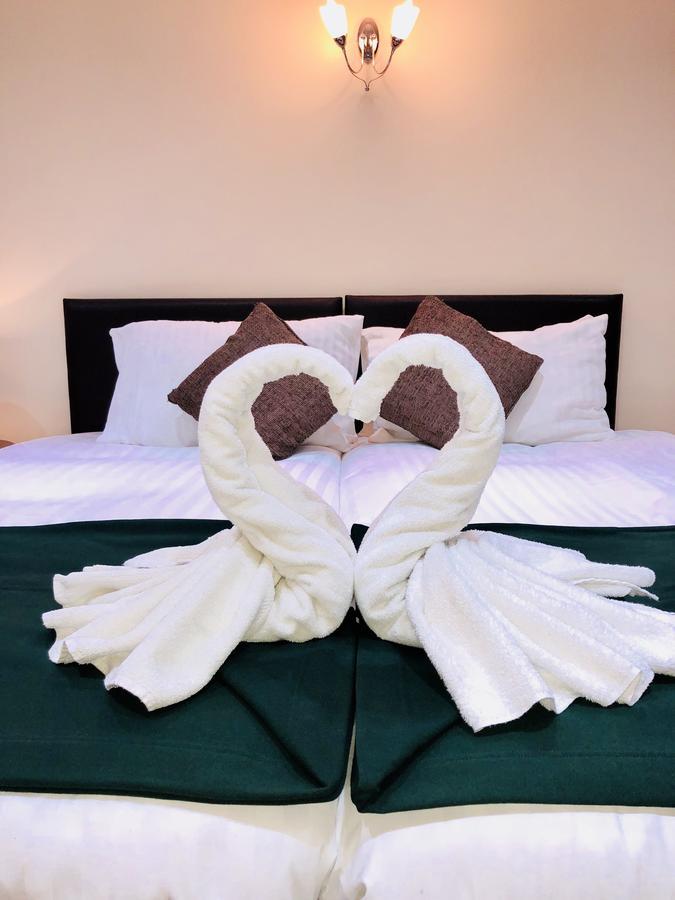 Gable Lodge London B&B 恩菲尔德 外观 照片