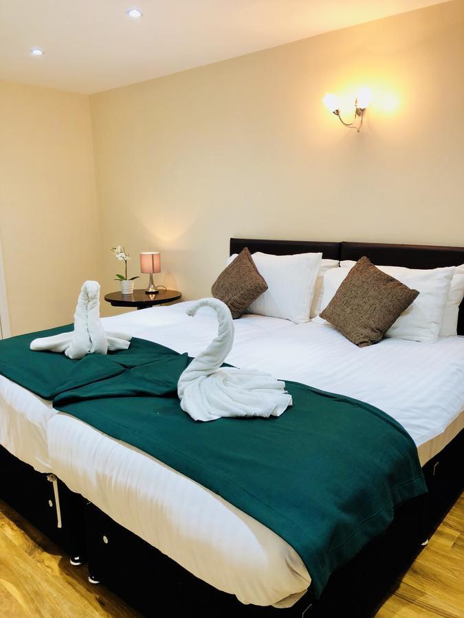 Gable Lodge London B&B 恩菲尔德 外观 照片